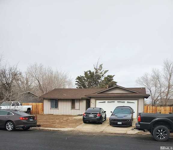 412 Sierra Fernley, NV 89408