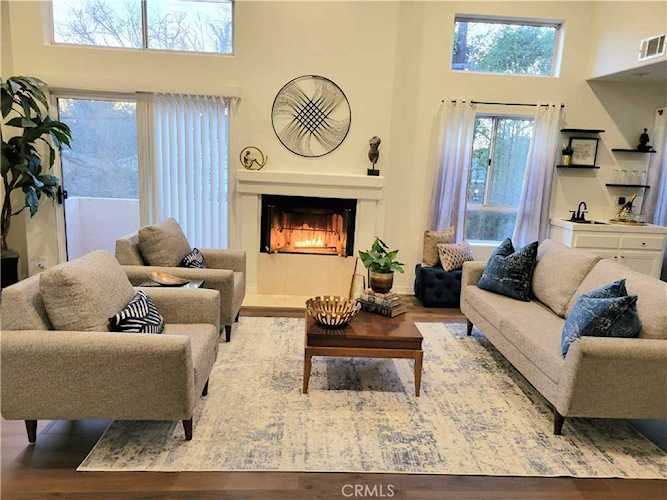 5635 Woodman Ave #D, Valley Glen, CA 91401 | RubyHome Photo 1
