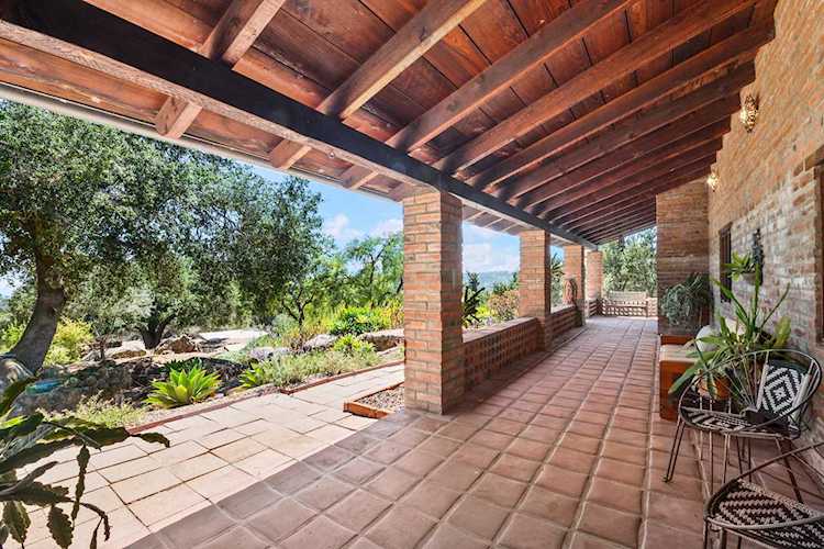 231-229 E Mountain Dr Montecito, CA 93108