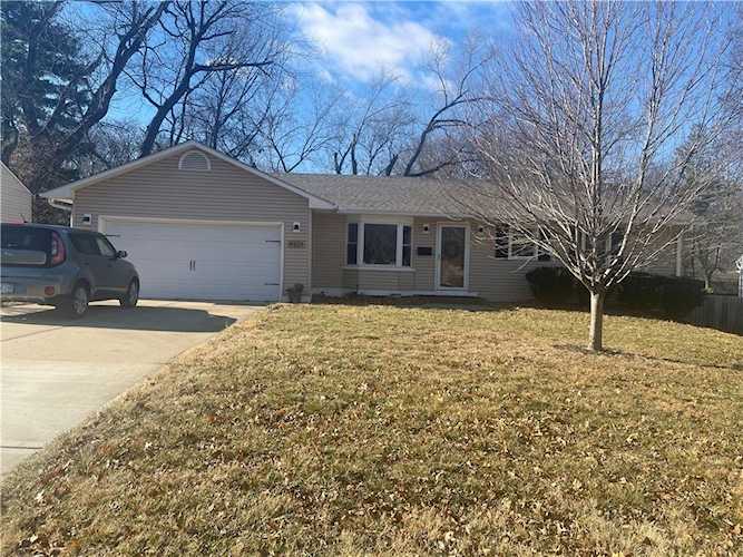 8024 Outlook Ln Prairie Village, KS 66208 | MLS 2416557 Photo 1