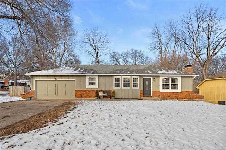 9214 W 48th Terrace Shawnee, KS 66203 | MLS 2419680 Photo 1
