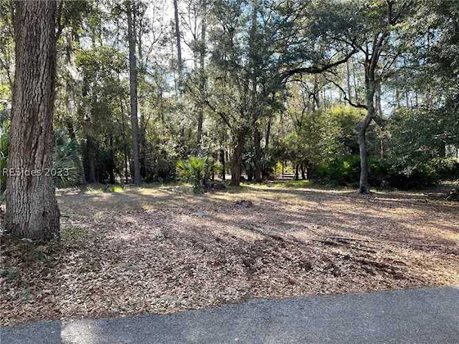 54 Governors Ln Hilton Head Island, SC 29928