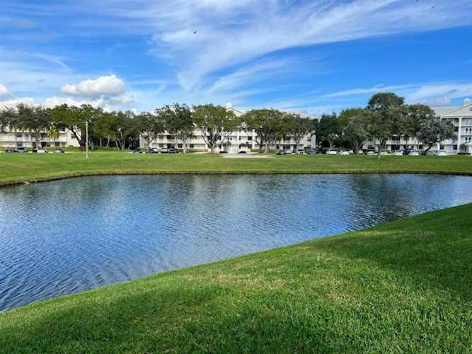 6037 Balboa Circle #205 Boca Raton, FL 33433