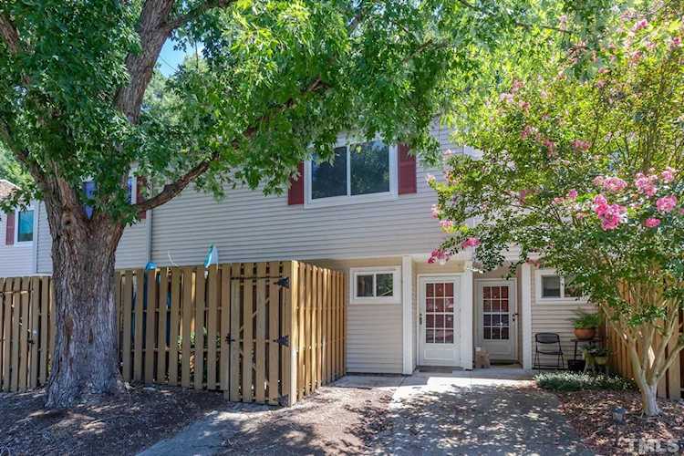 220 Elizabeth Street #A3, Chapel Hill, NC 27514| Village Green| MLS# 2468022 Photo 1