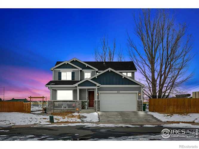211 Linden Oaks Dr Ault, CO 80610 | MLS® IR981242 Photo 1