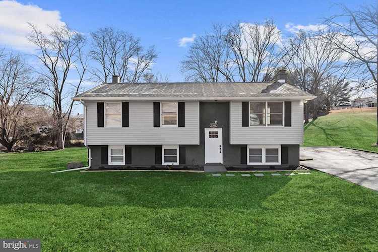 2305 Oakmont Rd Fallston, MD 21047