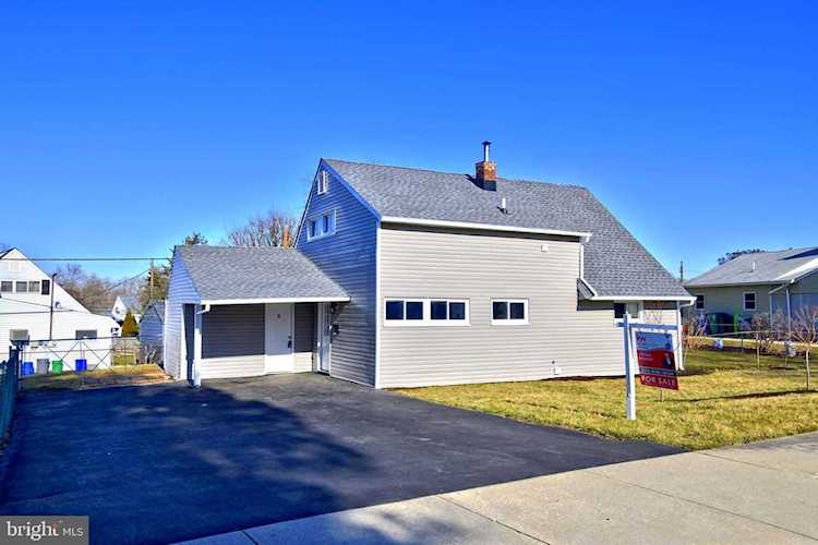 1 Idolstone Rd Levittown, PA 19057