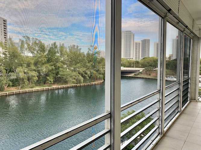 300 Diplomat Pkwy #510 Hallandale Beach, FL 33009