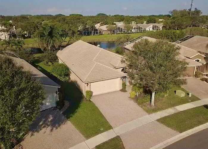 8065 Duomo Circle Boynton Beach, FL 33472