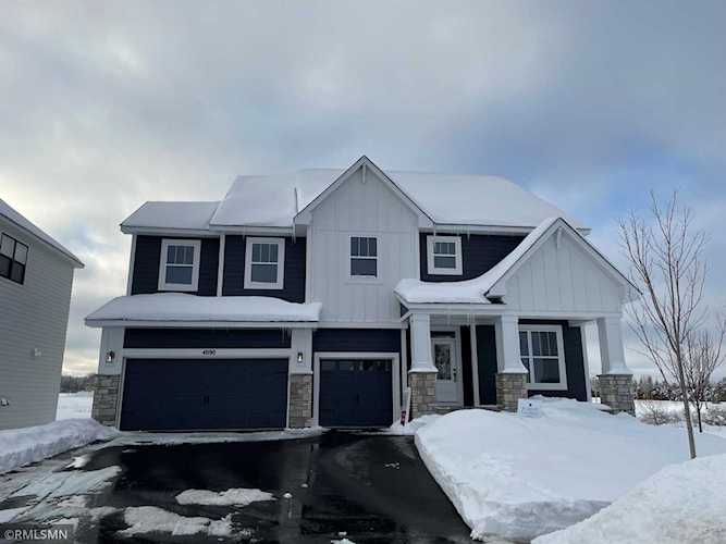 4090 Arbor Drive Woodbury, MN 55129
