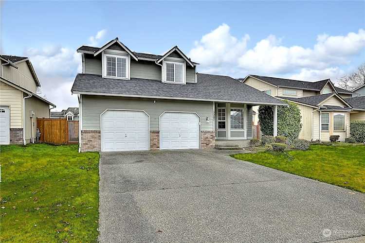 15207 68th Avenue Ct E Puyallup, WA 98375 | MLS® 2031519 Photo 1