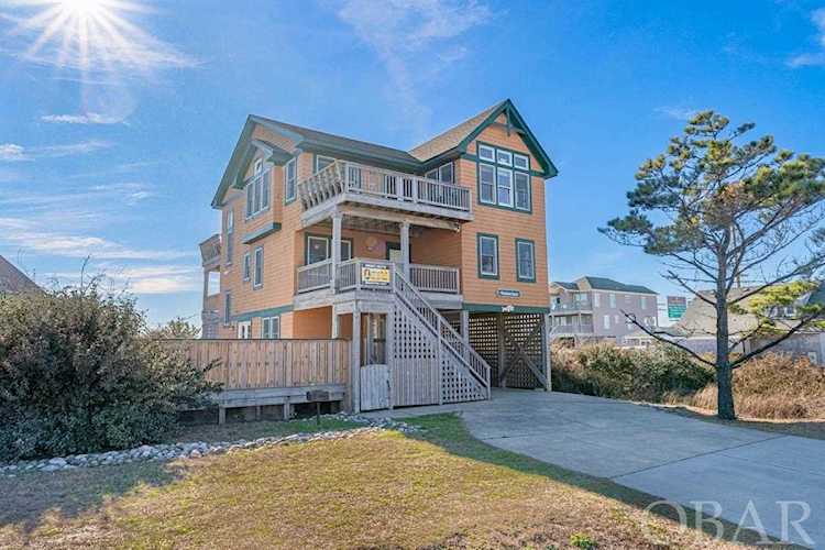 111 E Gray Eagle Street Nags Head, NC 27959