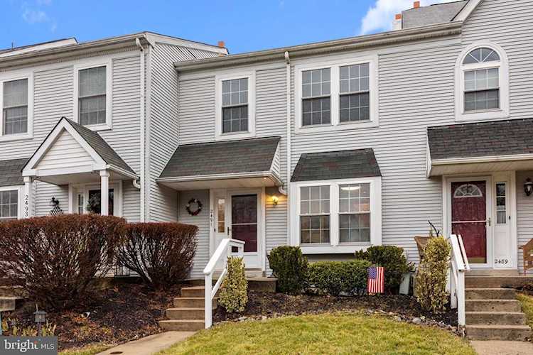 2491 Hillendale Dr Norristown, PA 19403