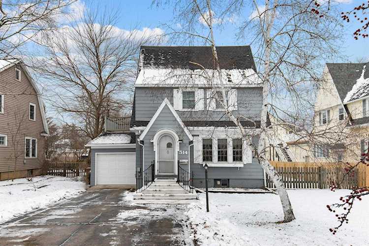 514 Keyes St Menasha, City of Menasha, WI 54952