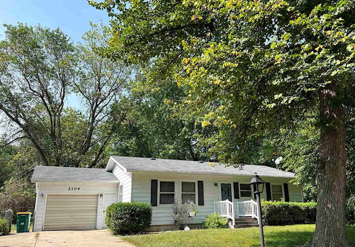 2104 Chicago Ave Spirit Lake, IA 51360