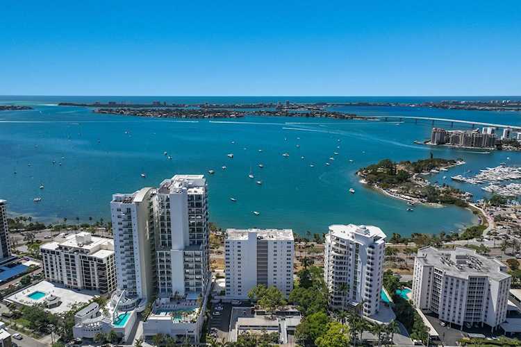 555 S Gulfstream Ave #501 Sarasota, FL 34236