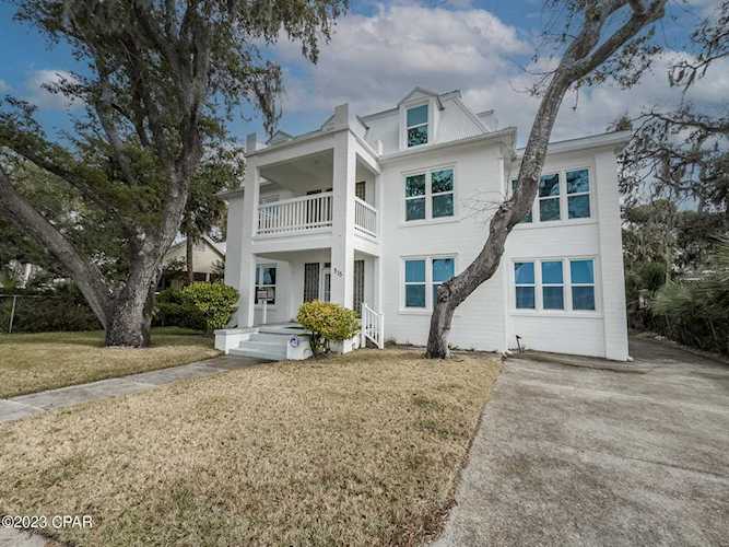515 E Beach Dr Panama City, FL 32401
