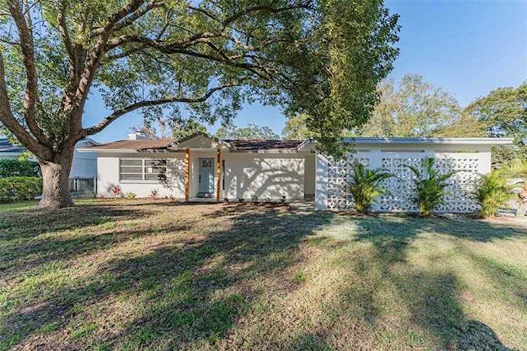 6128 E 111th Ave Temple Terrace, FL 33617