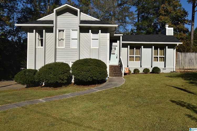 1531 Chambliss Lane Hoover, AL 35226