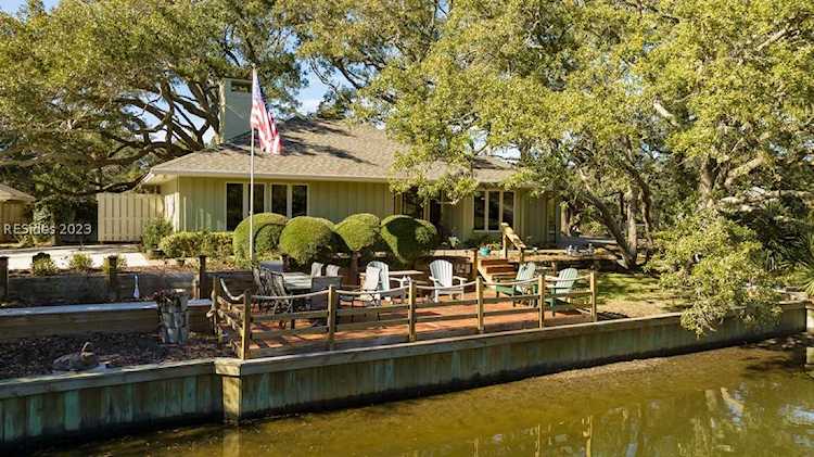 2 Everglade Place Hilton Head Island, SC 29928