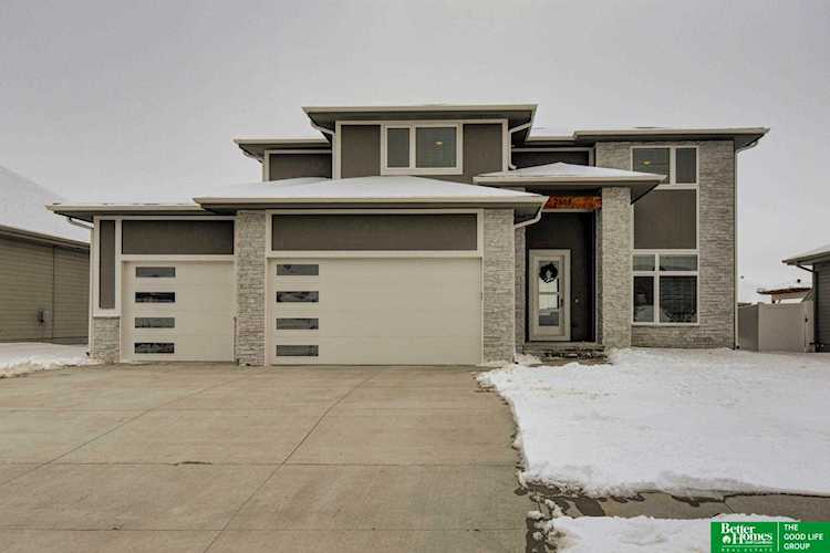 7508 N 168 Ave Bennington, NE 68007