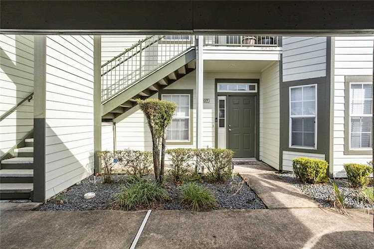 2935 NE 7th St #307 Ocala, FL 34470