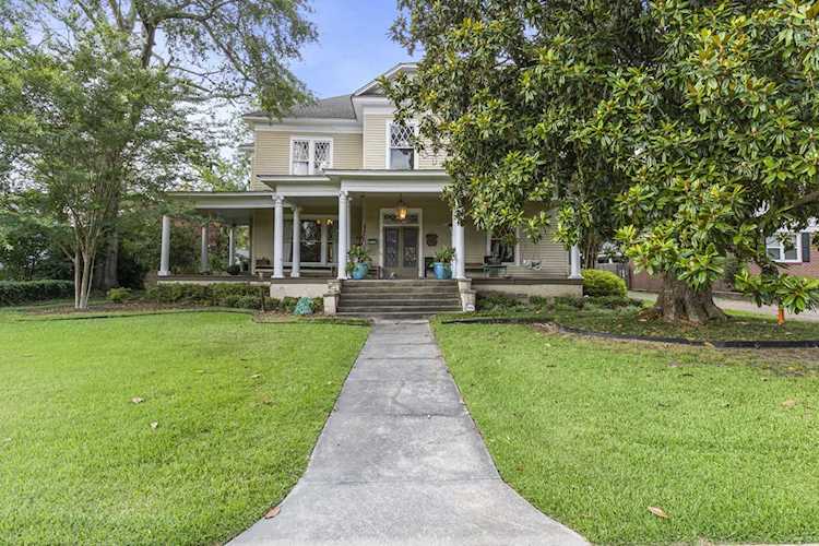 26769 E Main St West Point, MS 39773