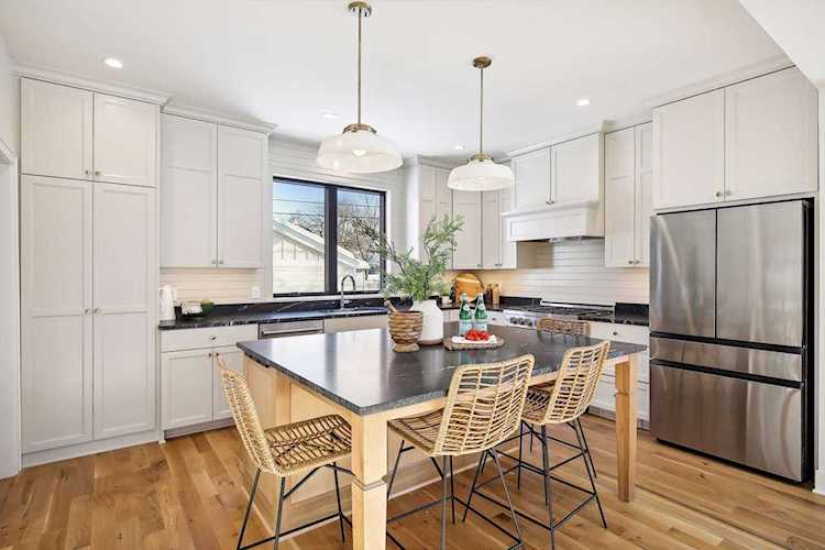 5047 Abbott Ave So Minneapolis, MN 55410