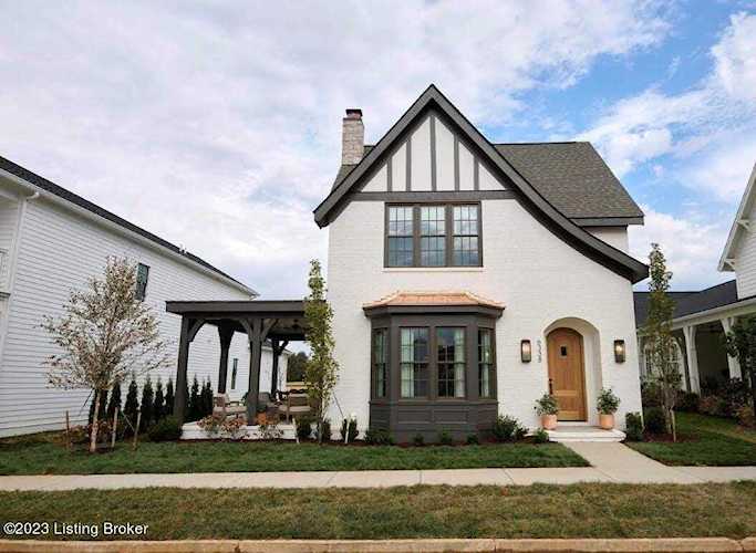 6338 Pond Lily St Prospect, KY 40059
