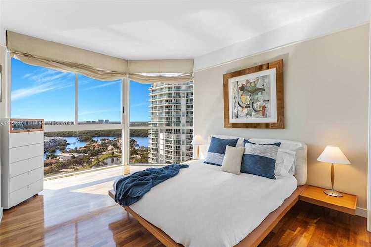 16400 Collins Ave #2445 Sunny Isles Beach, FL 33160