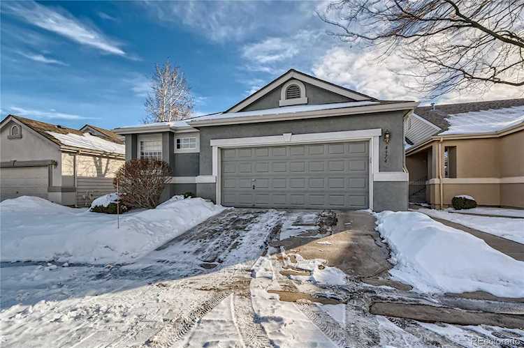 4974 S Newcombe Ct Littleton, CO 80127