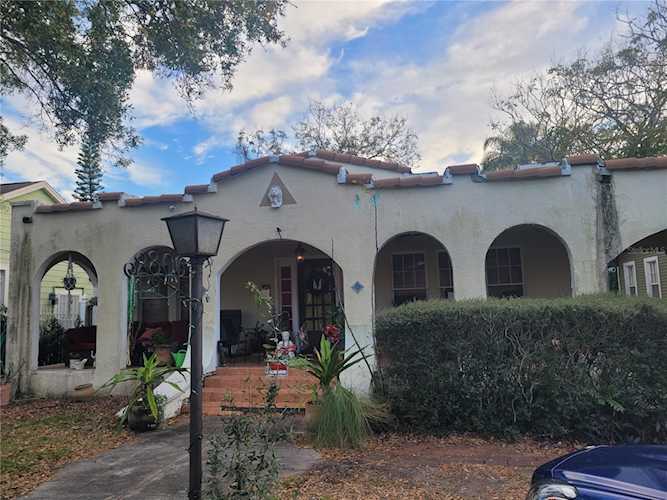 2806 W Estrella St Tampa, FL 33629