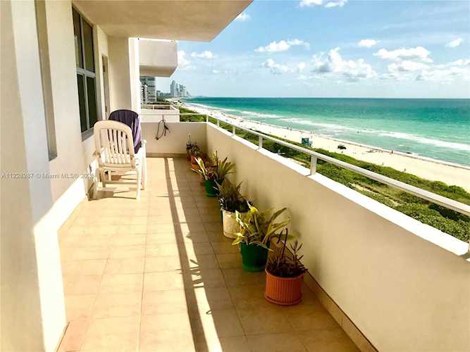 9225 Collins Ave #902 Surfside, FL 33154