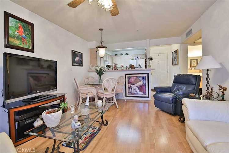 11410 Brookshire Ave #206 Downey, CA 90241