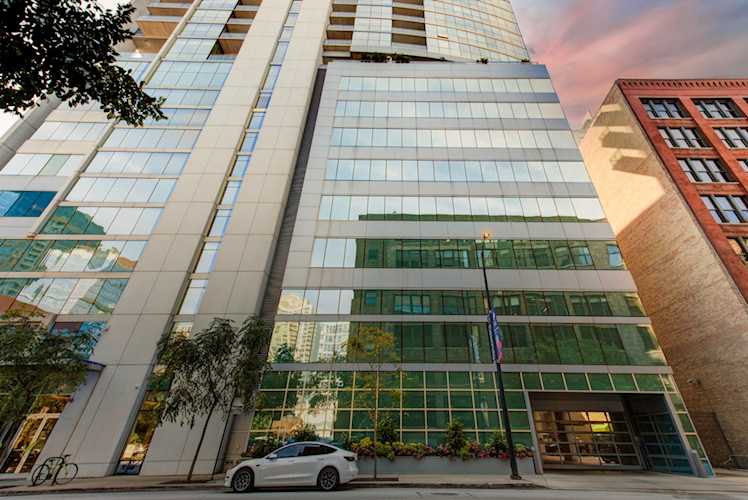 303 W Ohio St #1802 Chicago, IL 60610 | MLS 11683572 Photo 1