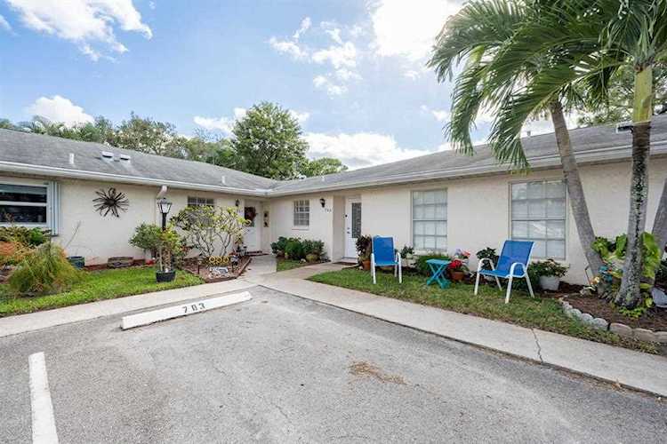783 Nantucket Circle Lake Worth, FL 33467