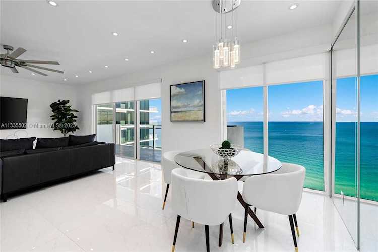 2030 S Ocean Dr #2221 Hallandale Beach, FL 33009