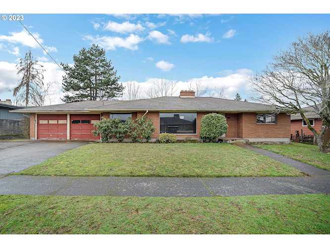 6333 NE Cesar E Chavez BLVD Portland, OR 97211 | MLS 22590543 Photo 1