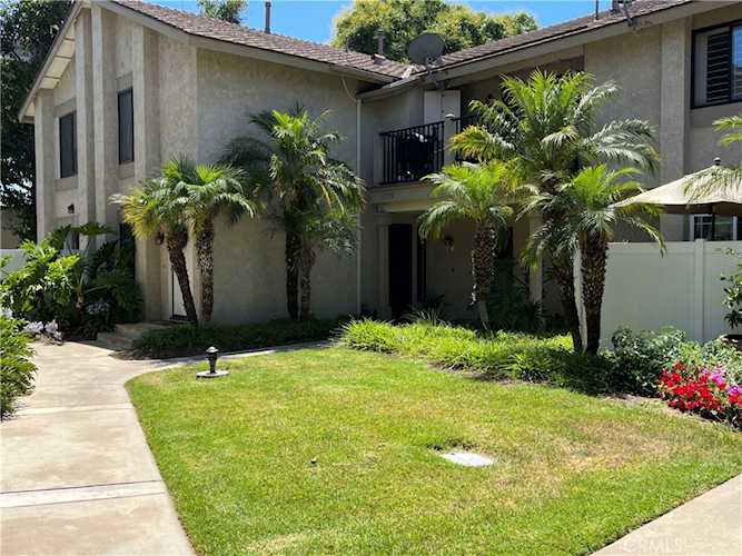15196 Moir Ct #27, Tustin, CA 92780 | MLS# IG22143304 | condo for sale Photo 1