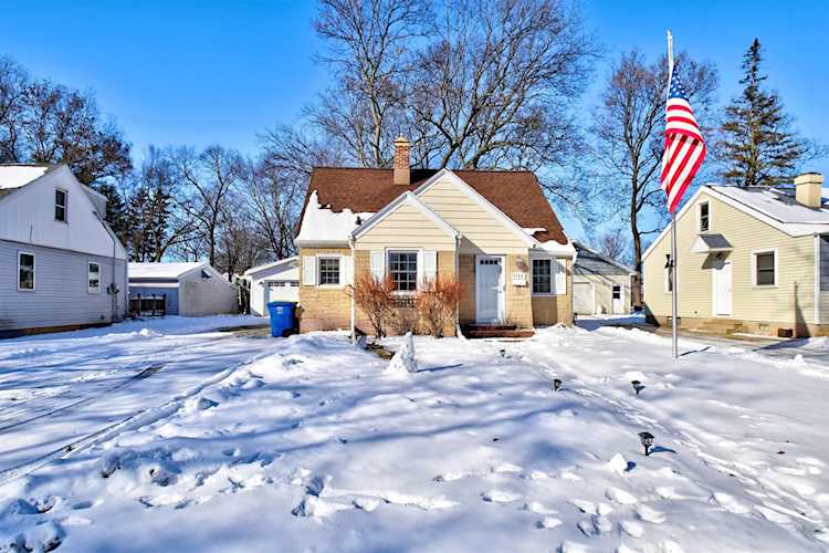1124 14th Ave Green Bay, City of Green Bay, WI 54304
