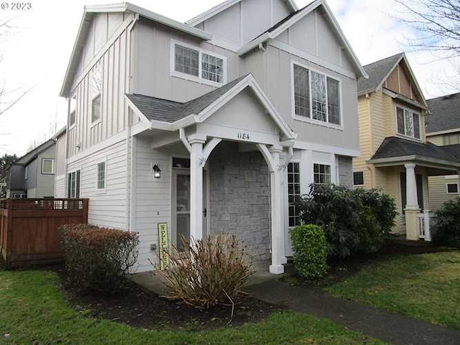 1184 SE Bianca ST Hillsboro, OR 97123