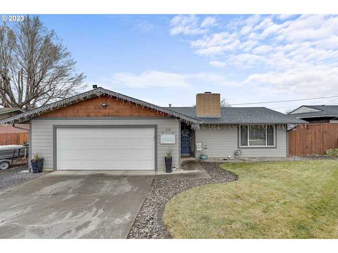 174 NE Cowden DR Madras, OR 97741