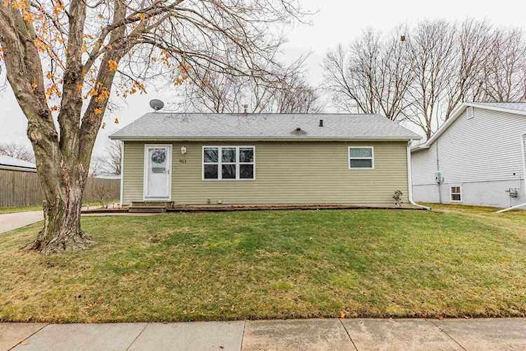 911 Lilac Ln Cedar Falls IA 50613 | home for sale | MLS#:20225638 Photo 1
