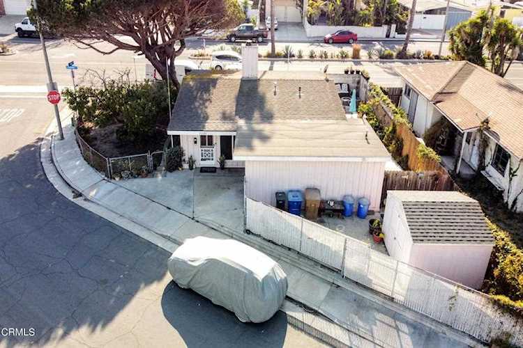 2080 Ayala St Ventura, CA 93001
