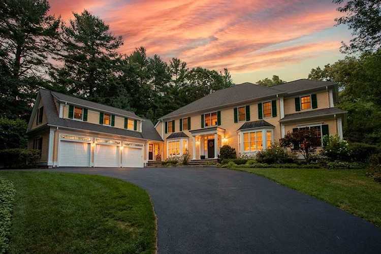 40 Indian Hill Rd Weston, MA 02493
