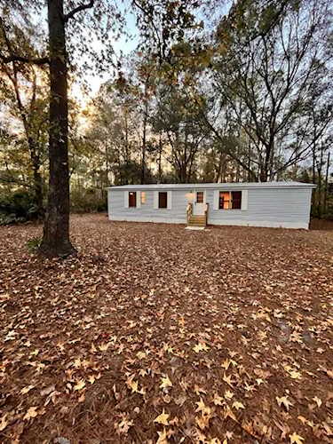 9302 Shumard Dr Tallahassee, FL 32305 in Woodlands Photo 1