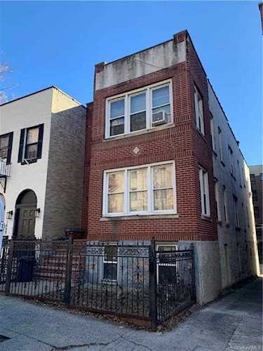 1666 Grand Avenue Bronx, NY 10453
