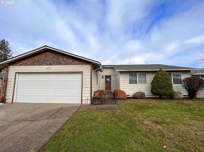 1629 NE Kelly ST Keizer, OR 97303