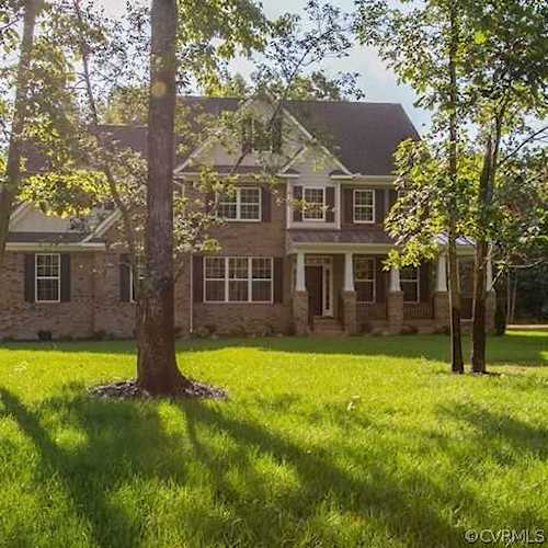 8570 Roden Dr Mechanicsville, VA 23111