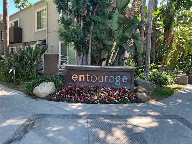 355 N Maple St #104 Burbank, CA 91505